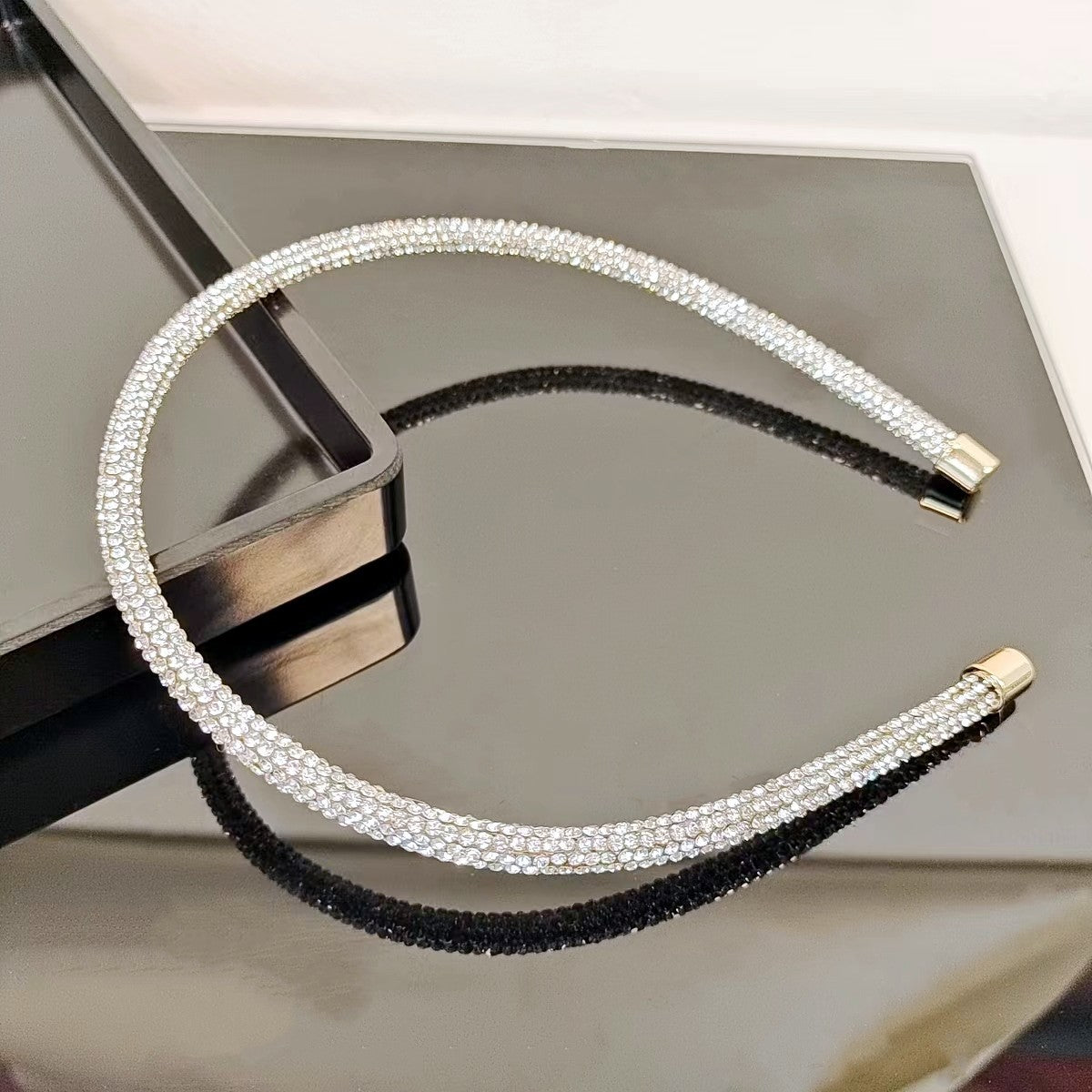 Wholesale Slim-edged Ultra-flash Rhinestone Headband